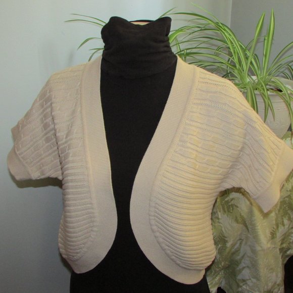Peter Nygard Petites Cropped Knit Cardigan Sweater Shrug - Picture 8 of 12